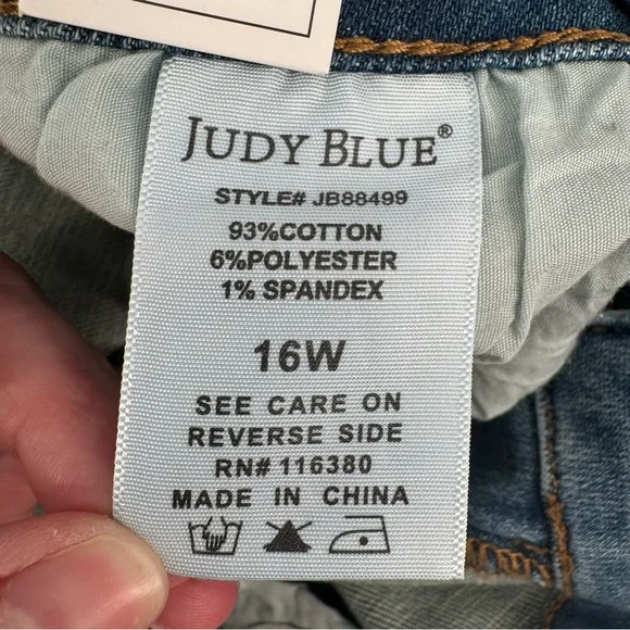 Judy Blue Women’s 16W Boyfriend Fit Jeans Patchwork‎ High Rise JB88499 NWT - Picture 8 of 13